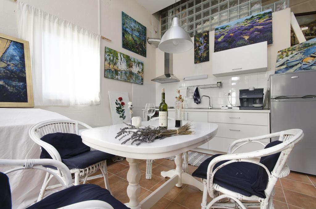 Apartment Croatia Art Drasnice Kamer foto